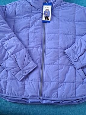 Roxy Lavender Quilted Puffer Jacket New Size Large.